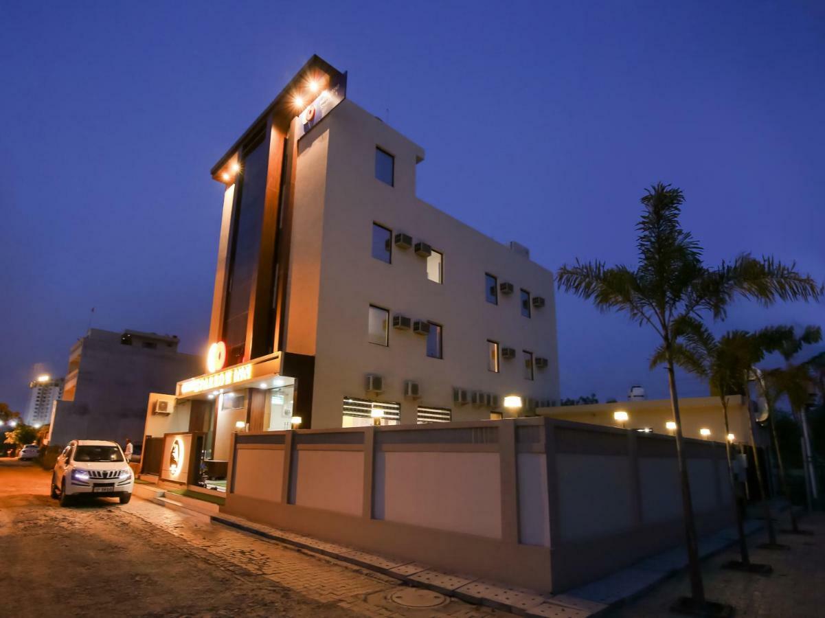 Hotel Grand Sparrow Inn Agra  Extérieur photo